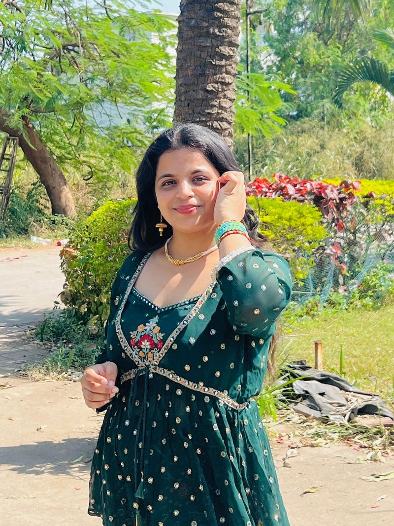 2027 Emerald Goddess